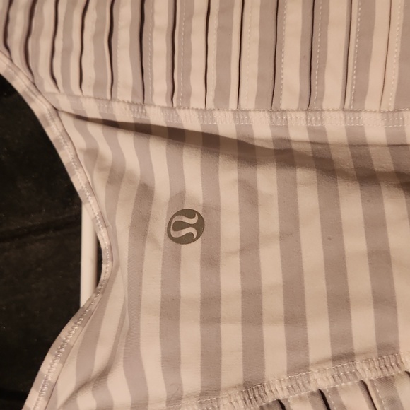 ⭐️LULULEMON STRIPED TANK - Picture 4 of 4